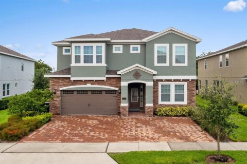 Casa en venta en Kissimmee, Florida, 8 dormitorios, 378.76 m2 № 1904269 - foto 1