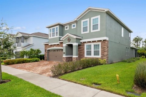 Casa en venta en Kissimmee, Florida, 8 dormitorios, 378.76 m2 № 1904269 - foto 2
