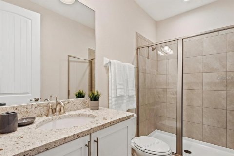 Casa en venta en Kissimmee, Florida, 8 dormitorios, 378.76 m2 № 1904269 - foto 10