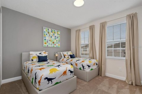 Casa en venta en Kissimmee, Florida, 8 dormitorios, 378.76 m2 № 1904269 - foto 13