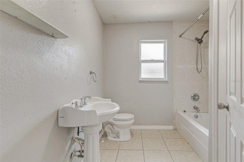 Casa en alquiler en Lakeland, Florida, 3 dormitorios, 99.22 m2 № 1827003 - foto 8