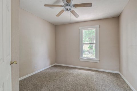 House in Lakeland, Florida 3 bedrooms, 99.22 sq.m. № 1827003 - photo 12