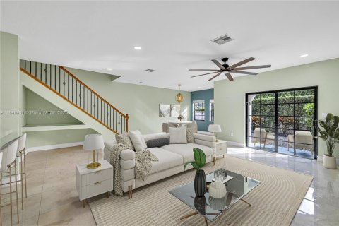 Townhouse in Dania Beach, Florida 3 bedrooms, 187.38 sq.m. № 1852091 - photo 13