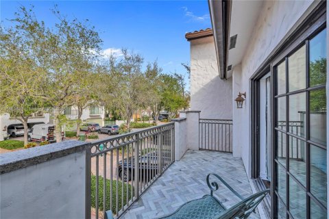 Townhouse in Dania Beach, Florida 3 bedrooms, 187.38 sq.m. № 1852091 - photo 29