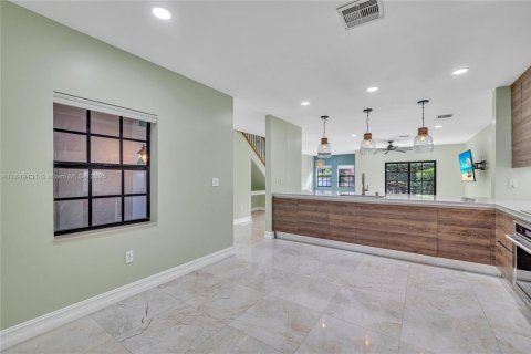 Townhouse in Dania Beach, Florida 3 bedrooms, 187.38 sq.m. № 1852091 - photo 8