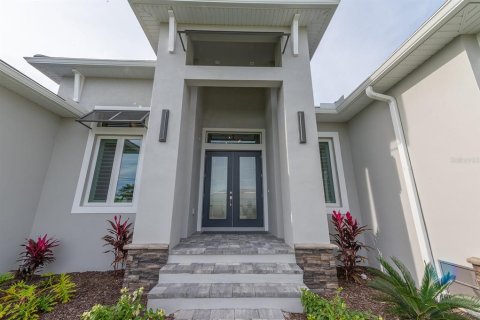 Villa ou maison à vendre à Punta Gorda, Floride: 3 chambres, 249.91 m2 № 2125673 - photo 4