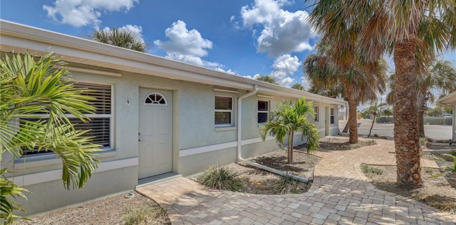 Condo in Saint Petersburg, Florida, 1 bedroom  № 2231508