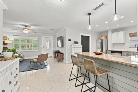 Casa en venta en Saint Petersburg, Florida, 3 dormitorios, 126.53 m2 № 2383807 - foto 19