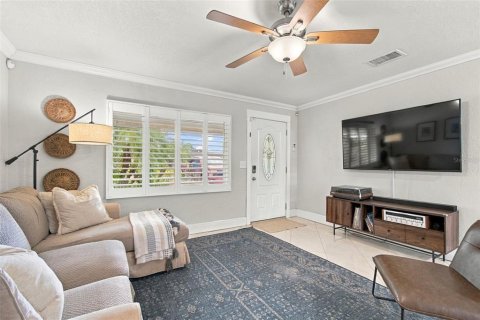 Casa en venta en Saint Petersburg, Florida, 3 dormitorios, 126.53 m2 № 2383807 - foto 11