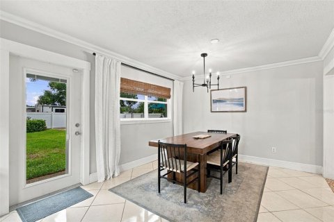 Casa en venta en Saint Petersburg, Florida, 3 dormitorios, 126.53 m2 № 2383807 - foto 24