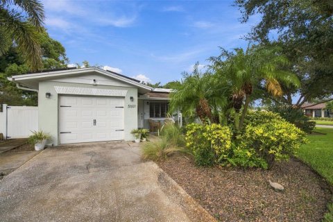 Casa en venta en Saint Petersburg, Florida, 3 dormitorios, 126.53 m2 № 2383807 - foto 4