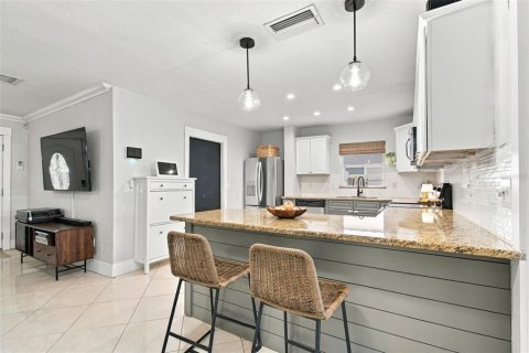 Casa en venta en Saint Petersburg, Florida, 3 dormitorios, 126.53 m2 № 2383807 - foto 13