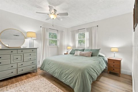 Casa en venta en Saint Petersburg, Florida, 3 dormitorios, 126.53 m2 № 2383807 - foto 25