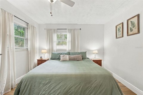 Casa en venta en Saint Petersburg, Florida, 3 dormitorios, 126.53 m2 № 2383807 - foto 26