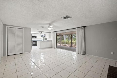 Villa ou maison à vendre à Hudson, Floride: 2 chambres, 140.47 m2 № 2395946 - photo 23