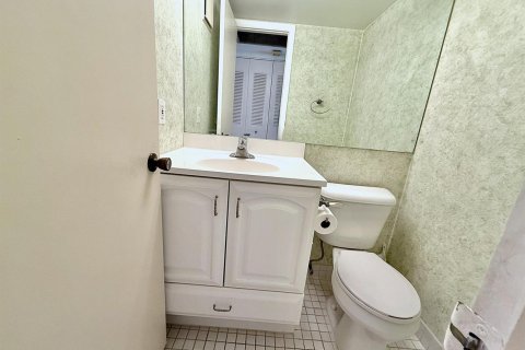 Купить кондоминиум в Дирфилд-Бич, Флорида 3 комнаты, 66.8м2, № 2146042 - фото 16