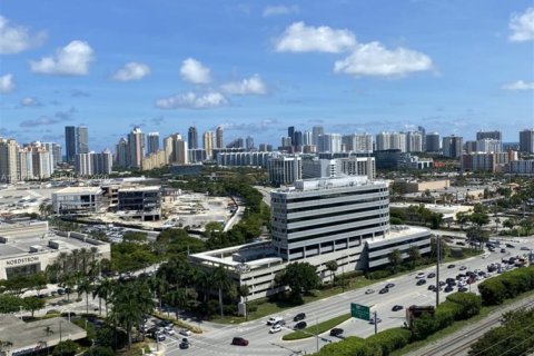 Commercial property in Aventura, Florida № 2090967 - photo 27