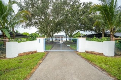 Villa ou maison à vendre à Miami, Floride: 3 chambres, 159.88 m2 № 1942083 - photo 7