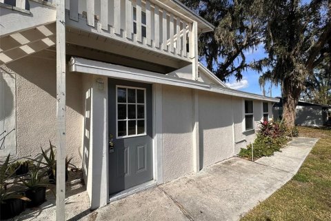 Villa ou maison à louer à Winter Haven, Floride: 3 chambres, 103.68 m2 № 1880831 - photo 3