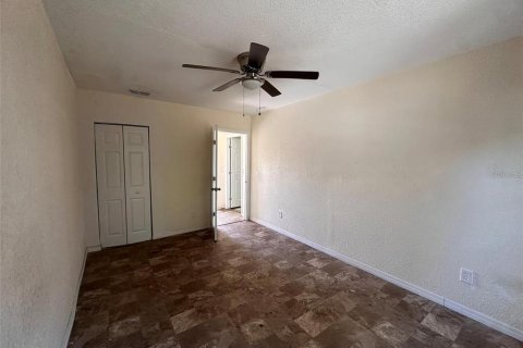 Villa ou maison à louer à Winter Haven, Floride: 3 chambres, 103.68 m2 № 1880831 - photo 7