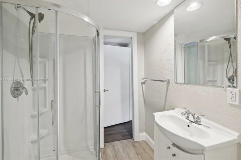 House in Royal Palm Beach, Florida 3 bedrooms, 154.78 sq.m. № 1698709 - photo 21