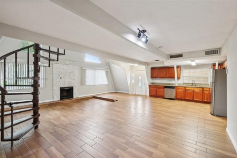 House in Royal Palm Beach, Florida 3 bedrooms, 154.78 sq.m. № 1698709 - photo 7