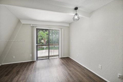 House in Royal Palm Beach, Florida 3 bedrooms, 154.78 sq.m. № 1698709 - photo 18