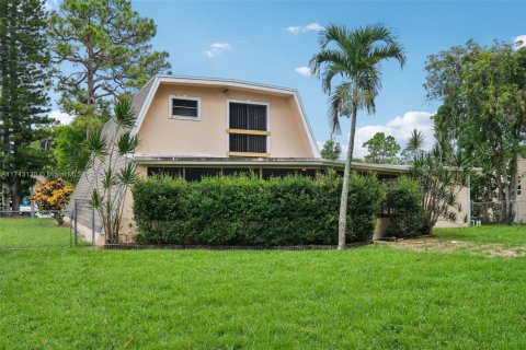 House in Royal Palm Beach, Florida 3 bedrooms, 154.78 sq.m. № 1698709 - photo 29