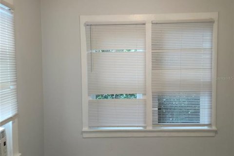 Apartamento en alquiler en Gainesville, Florida, 2 dormitorios, 110.37 m2 № 1716812 - foto 2