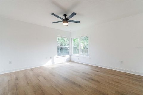 Villa ou maison à vendre à Lakeland, Floride: 3 chambres, 305.28 m2 № 2412745 - photo 27