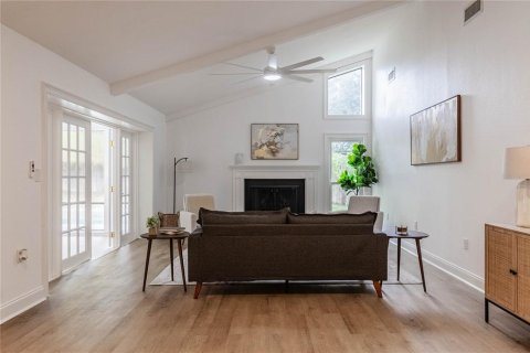 Villa ou maison à vendre à Lakeland, Floride: 3 chambres, 305.28 m2 № 2412745 - photo 13