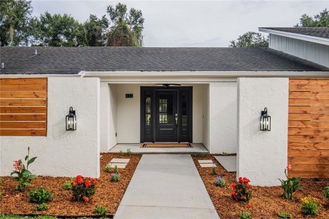 Villa ou maison à vendre à Lakeland, Floride: 3 chambres, 305.28 m2 № 2412745 - photo 2