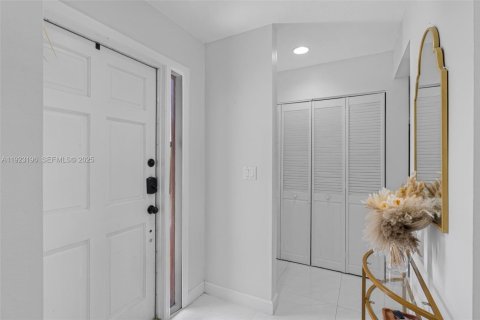 Casa en venta en Plantation, Florida, 3 dormitorios, 133.04 m2 № 1976904 - foto 7