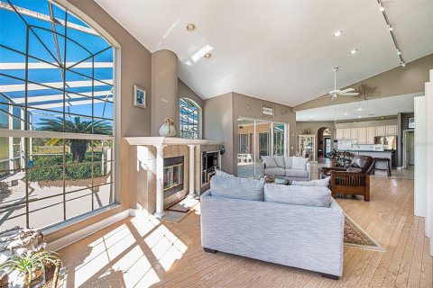 House in Fish Hawk, Florida 6 bedrooms, 481.33 sq.m. № 1767033 - photo 20