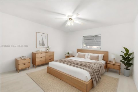 House in Tamarac, Florida 2 bedrooms, 154.22 sq.m. № 1809112 - photo 12