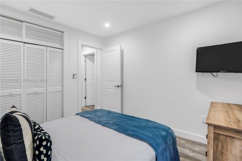 Touwnhouse à vendre à Hollywood, Floride: 3 chambres, 123.56 m2 № 2169882 - photo 17