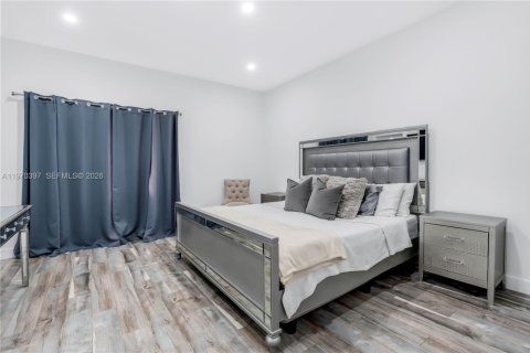 Touwnhouse à vendre à Hollywood, Floride: 3 chambres, 123.56 m2 № 2169882 - photo 13