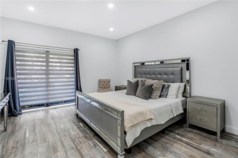 Touwnhouse à vendre à Hollywood, Floride: 3 chambres, 123.56 m2 № 2169882 - photo 14