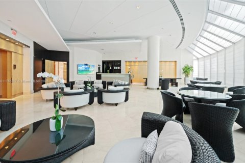 Copropriété à vendre à Miami, Floride: 2 chambres, 192.31 m2 № 1862238 - photo 30
