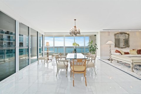 Copropriété à vendre à Miami, Floride: 2 chambres, 192.31 m2 № 1862238 - photo 7