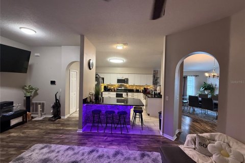 Casa en venta en Zephyrhills, Florida, 3 dormitorios, 158.31 m2 № 2381202 - foto 12