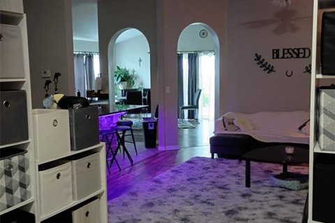 Casa en venta en Zephyrhills, Florida, 3 dormitorios, 158.31 m2 № 2381202 - foto 7