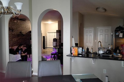 Casa en venta en Zephyrhills, Florida, 3 dormitorios, 158.31 m2 № 2381202 - foto 6