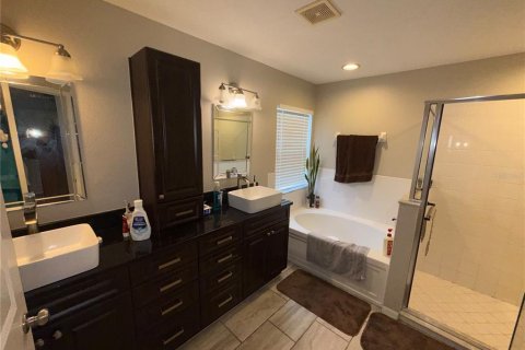 Casa en venta en Zephyrhills, Florida, 3 dormitorios, 158.31 m2 № 2381202 - foto 27