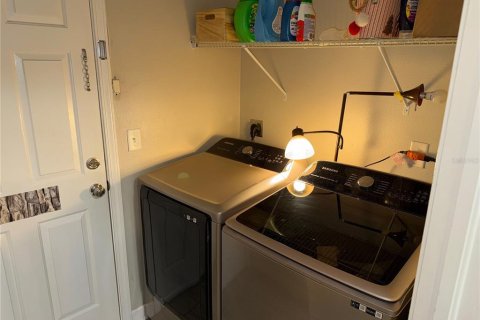 Casa en venta en Zephyrhills, Florida, 3 dormitorios, 158.31 m2 № 2381202 - foto 22