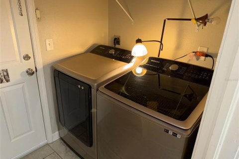 Casa en venta en Zephyrhills, Florida, 3 dormitorios, 158.31 m2 № 2381202 - foto 21