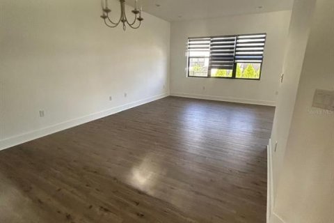 Villa ou maison à louer à Ave Maria, Floride: 3 chambres, 78.69 m2 № 2233646 - photo 6