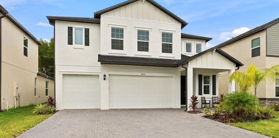 Villa ou maison à Lutz, Floride 5 chambres, 304.07 m2 № 2400412
