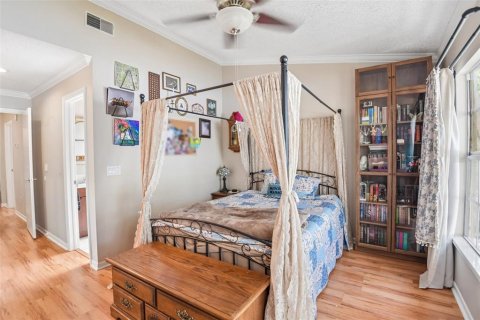 Condo in Tampa, Florida, 2 bedrooms № 2203076 - photo 22