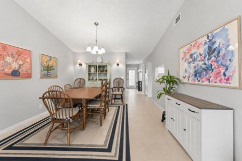 Condo in Delray Beach, Florida, 2 bedrooms № 2247159 - photo 14